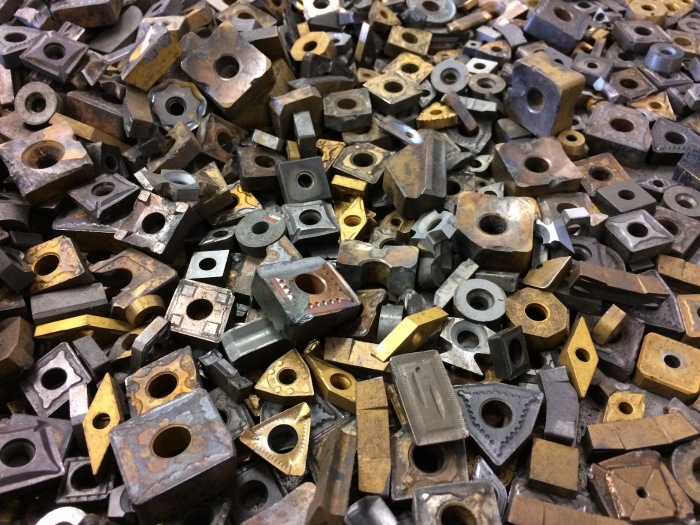 прием лома твердосплпвных пластин и изделий